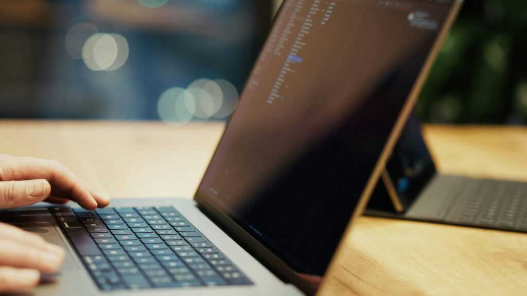 jakub zerdzicki bTgQOdYUBP8 unsplash