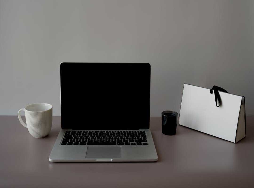 Which Laptop Has Eye Tracking Cameras Fntkech